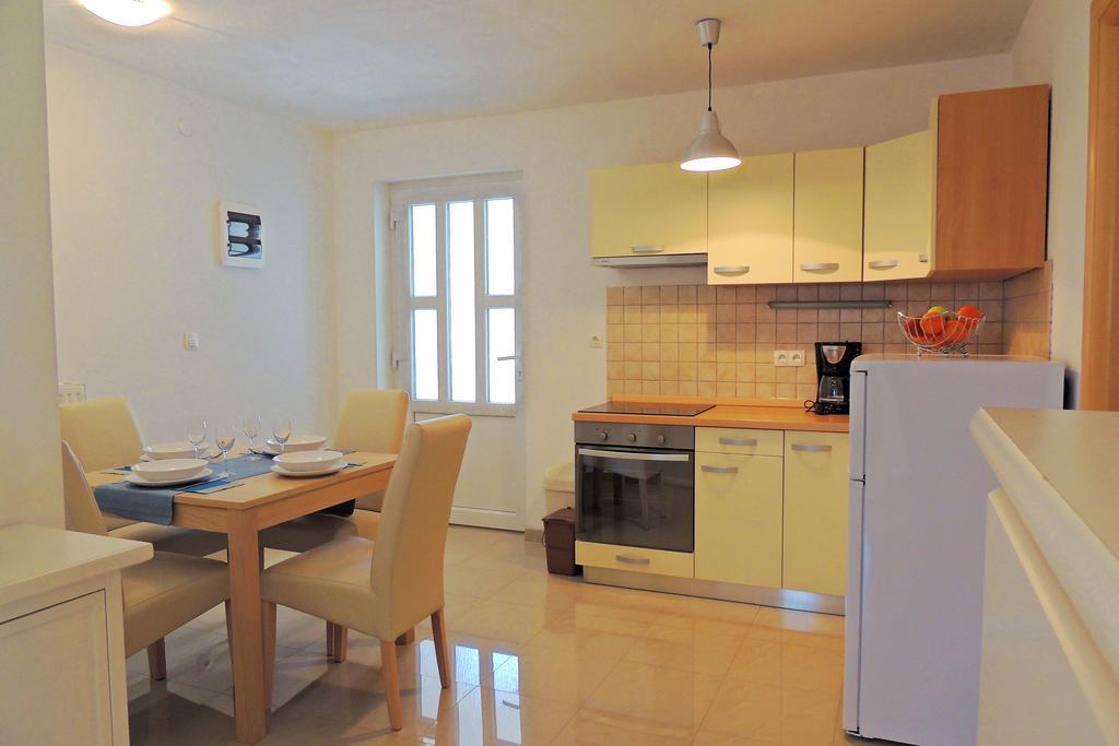 Private Accommodation Kirincic Vrh  Ngoại thất bức ảnh