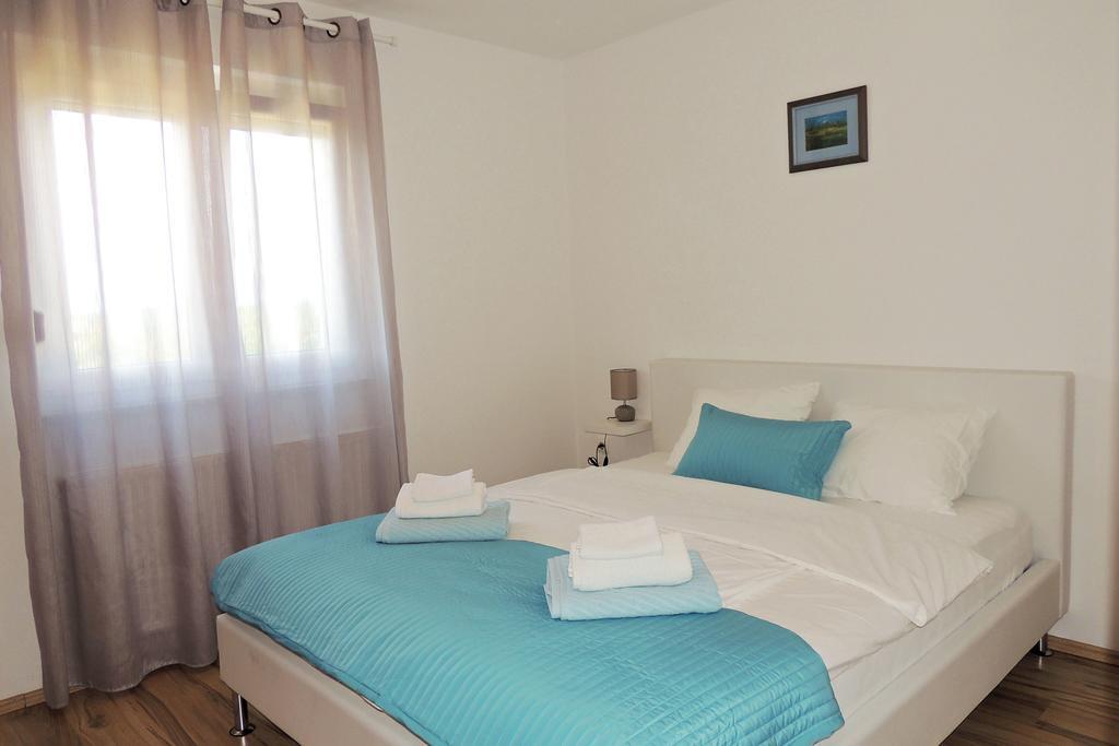 Private Accommodation Kirincic Vrh  Ngoại thất bức ảnh