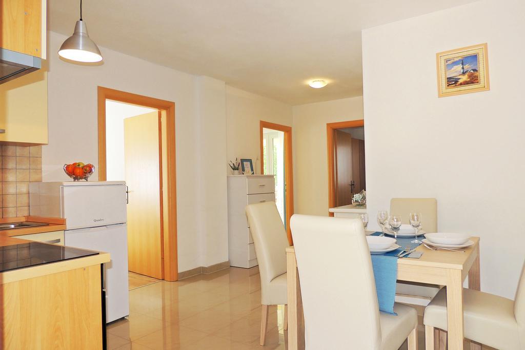 Private Accommodation Kirincic Vrh  Ngoại thất bức ảnh